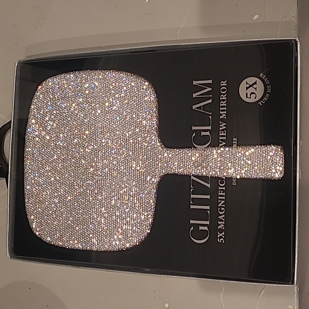 Glitz & Glam Mirror